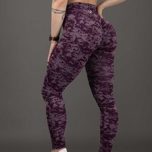 VICE PURPLE CAMO LEGGINGS